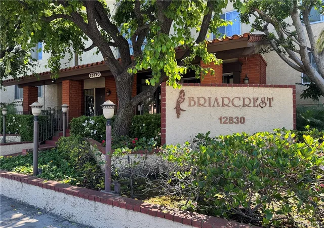 4th image of 12830 Burbank #307, Valley Village, CA 91607 | MLS# SR26070425