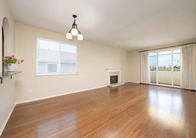 4th image of 30 Lorton Ave, Burlingame, CA 94010