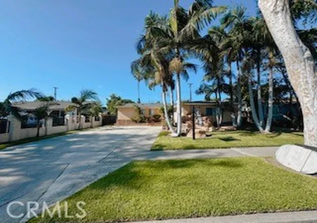 Homes for sale in Fullerton, CA | 431 E Rosslynn, Fullerton, CA 92832 | MLS# SR26071404