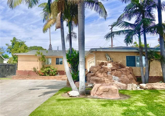 Homes for sale in Fullerton, CA | 431 E Rosslynn, Fullerton, CA 92832 | MLS# SR26071404