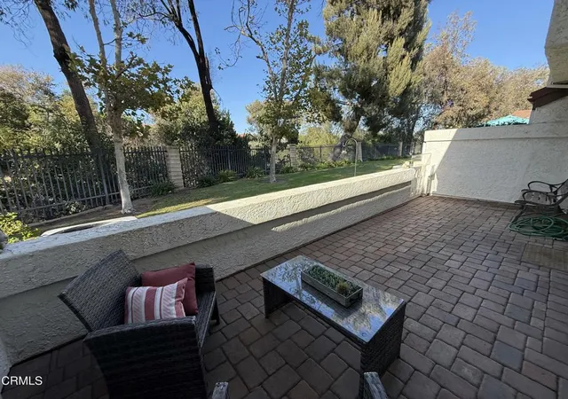4th image of 1425 Calle Lozano, Camarillo, CA 93012 | MLS# V1-35561