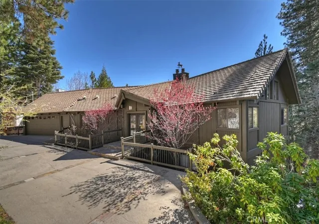 Photo 1 of Single family home for sale at 299 Riviera, Lake Arrowhead, CA 92352 | MLS# IG26061745 | Listing updated on 2026-05-23