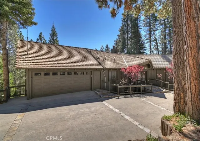 Photo 2 of Single family home for sale at 299 Riviera, Lake Arrowhead, CA 92352 | MLS# IG26061745 | Listing updated on 2026-05-23