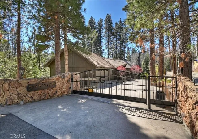 Photo 3 of Single family home for sale at 299 Riviera, Lake Arrowhead, CA 92352 | MLS# IG26061745 | Listing updated on 2026-05-23