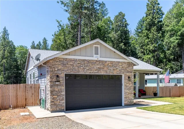 2nd image of 14106 Norwich, Magalia, CA 95954 | MLS# SN26071478