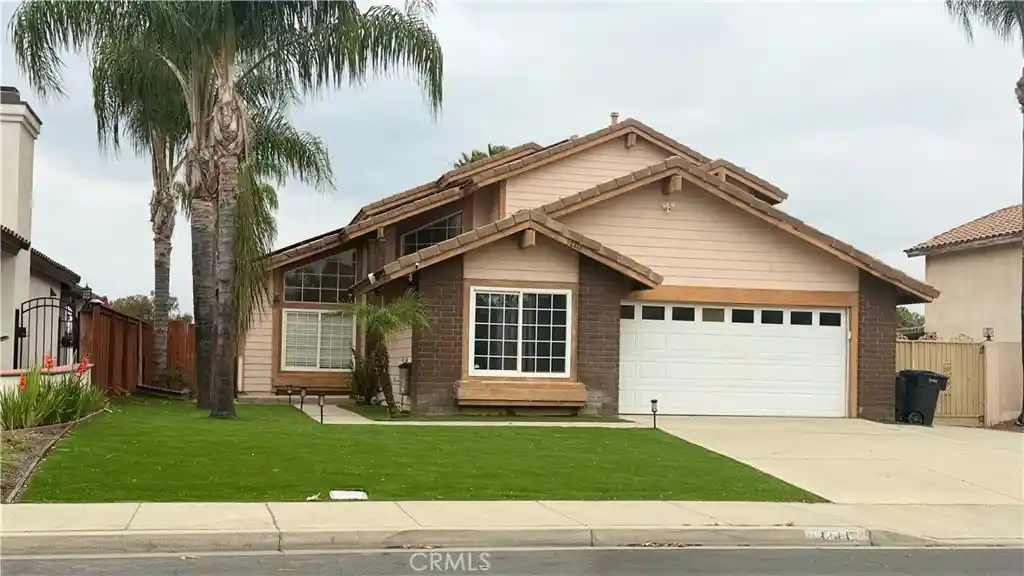 Photo 1 of Single family home for sale at 32445 Skylark, Lake Elsinore, CA 92530 | MLS# PW26071509 | Listing updated on 2026-10-15