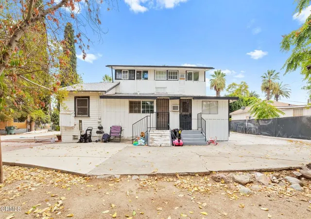Homes for sale in Riverside, CA | 3633 Kansas Ave, Riverside, CA 92507 | MLS# P1-26538