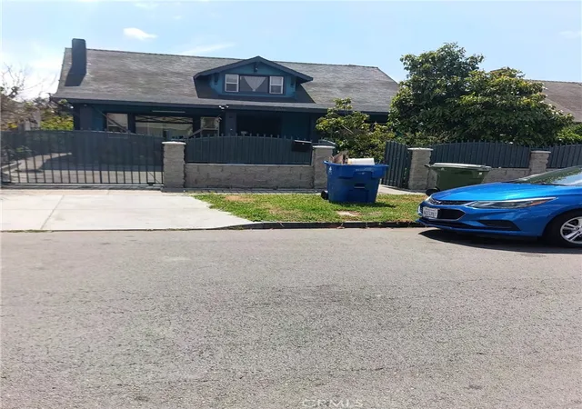2nd image of 1046 W 49th, Los Angeles, CA 90037 | MLS# CV26071048