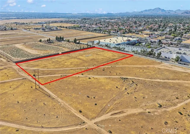 2nd image of 0 Sequoia St, Apple Valley, CA 92308 | MLS# HD26070632