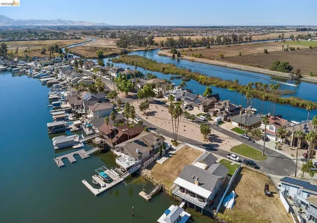 Homes for sale in Discovery Bay, CA | 4475 Discovery Pt, Discovery Bay, CA 94505 | MLS# 41129513