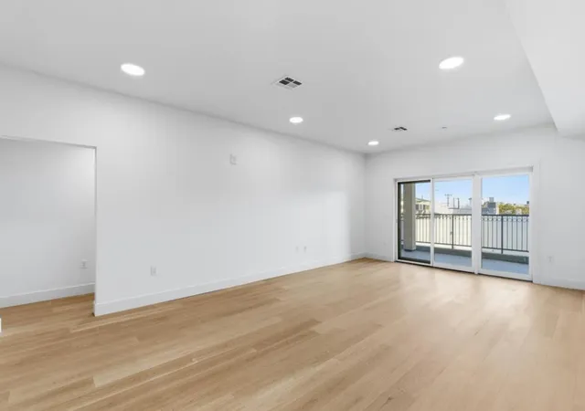 Homes for sale in San Carlos, CA | 560 El Camino Real #207, San Carlos, CA 94070 | MLS# ML82041445