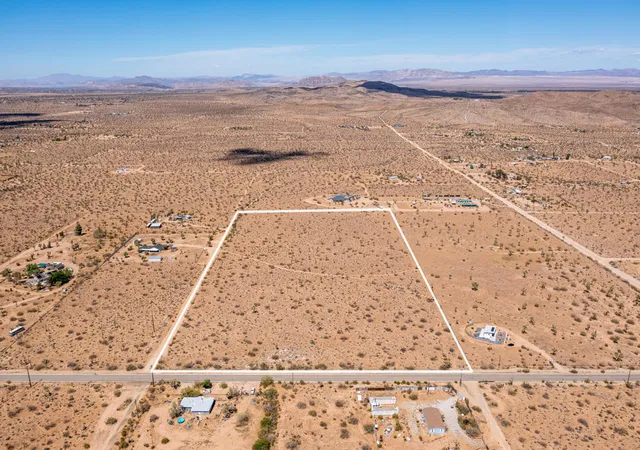 5th image of 1 Aberdeen Dr, Yucca Valley, CA 92284 | MLS# 219145780DA