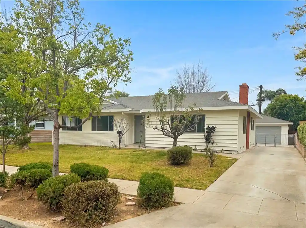 Single family home for sale at 5654 Tower Rd, Riverside, CA 92506 | MLS# IV26071785