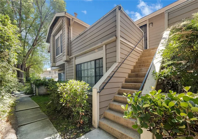 Homes for sale in Sylmar, CA | 11350 Foothill Blvd #15, Sylmar, CA 91342 | MLS# SR26066558