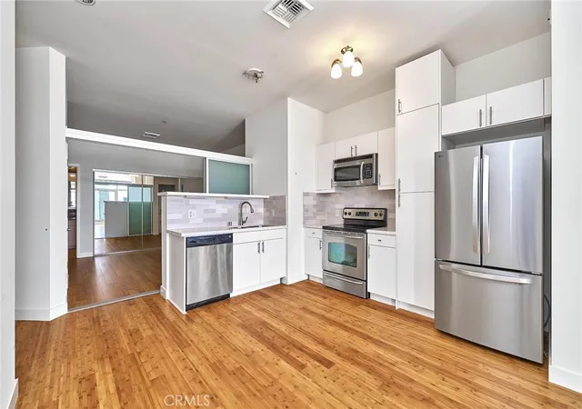 5th image of 3810 Wilshire #1904, Los Angeles, CA 90010 | MLS# PW26069513