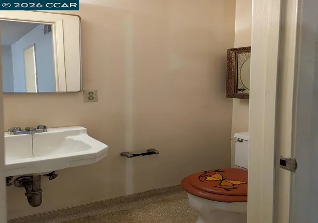 3rd image of 460 Craven Court, Hayward, CA 94541 | MLS# 41129575