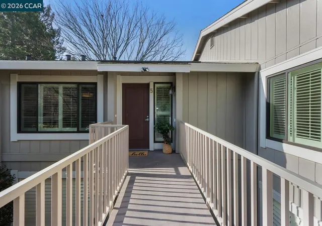 3rd image of 657 Terra California Dr #5, Walnut Creek, CA 94595 | MLS# 41129588