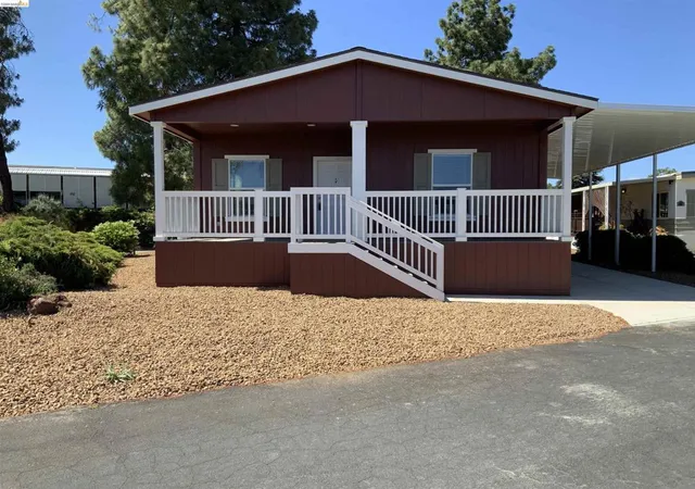1st image of 214 Maui Dr, Pittsburg, CA 94565 | MLS# 41129593