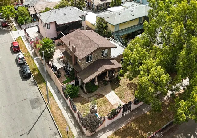 Photo 11 of Multi family home for sale at 603 S Orange, Santa Ana, CA 92701 | MLS# PW26071918 | Listing updated on 2026-09-28