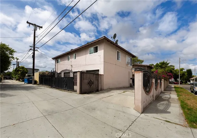 Photo 2 of House for sale at 603 S Orange, Santa Ana, CA 92701 | MLS# PW26071918 | Listing updated on 2026-09-28