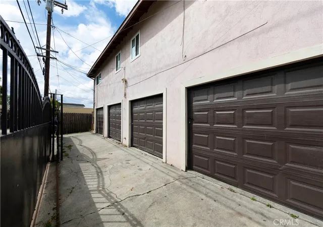 Photo 3 of House for sale at 603 S Orange, Santa Ana, CA 92701 | MLS# PW26071918 | Listing updated on 2026-09-28