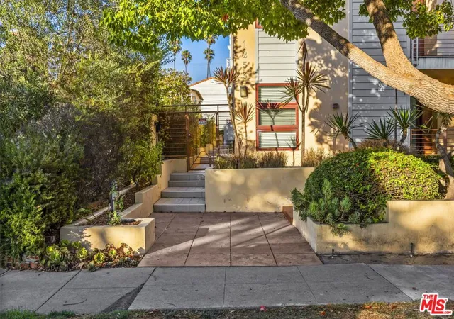 Homes for sale in Santa Monica, CA | 1253 18th St #103, Santa Monica, CA 90404 | MLS# 26672957