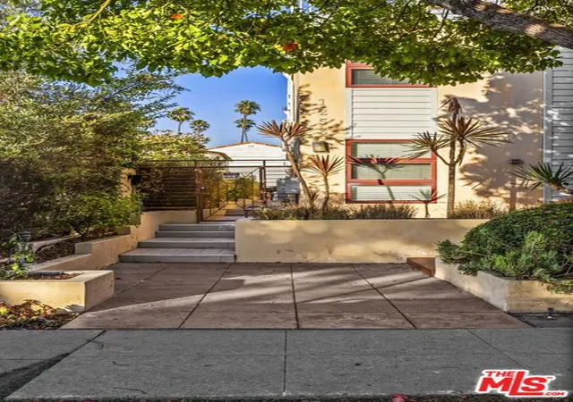 Homes for sale in Santa Monica, CA | 1253 18th St #103, Santa Monica, CA 90404 | MLS# 26672957