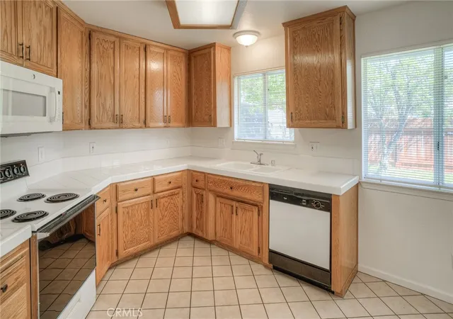 Photo 3 of Single family home for sale at 18 Dawn Ct, Oroville, CA 95965 | MLS# OR26071154 | Listing updated on 2026-09-17