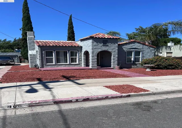 Photo 1 of Sale Pending at 408 W 10th Street, Antioch, CA 94509 | MLS# 41129621 | Listing updated on 2026-10-03