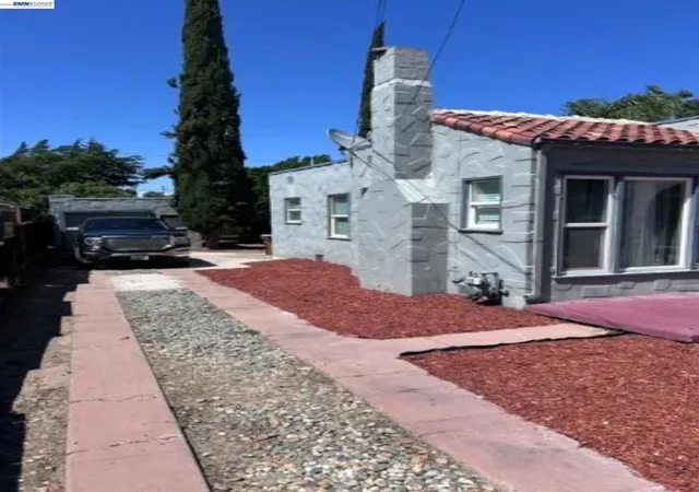 Photo 2 of Sale Pending at 408 W 10th Street, Antioch, CA 94509 | MLS# 41129621 | Listing updated on 2026-10-03