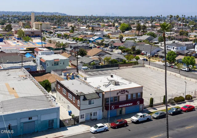 30th image of 5321 Denker Ave, Los Angeles, CA 90062 | MLS# P1-18725