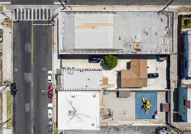 5th image of 5321 Denker Ave, Los Angeles, CA 90062 | MLS# P1-18725