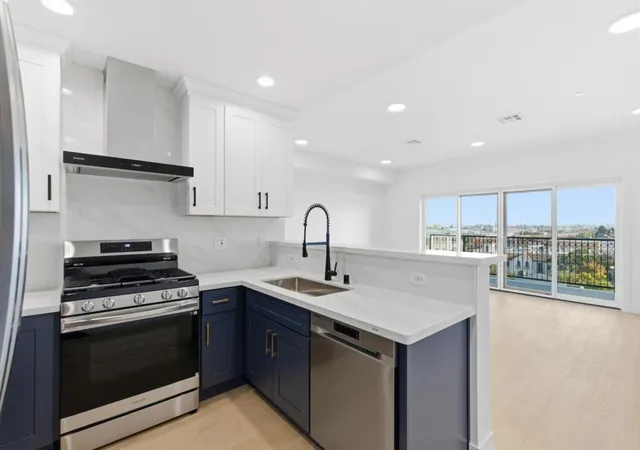 Homes for sale in San Carlos, CA | 560 El Camino Real #206, San Carlos, CA 94070 | MLS# ML82041553