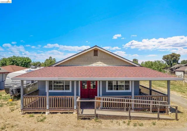 Photo 1 of Single family home for sale at 1691 Eden Plains Rd, Brentwood, CA 94513 | MLS# 41129631 | Listing updated on 2026-10-07