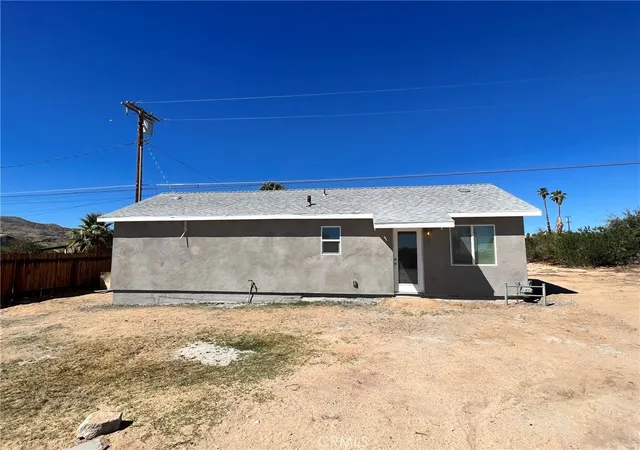 Homes for sale in 29 Palms, CA | 6104 Chia Ave, 29 Palms, CA 92277 | MLS# SW26071904