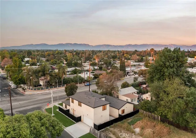 Photo 28 of Single family home for sale at 17852 Saticoy St, Reseda, CA 91335 | MLS# SR26072189 | Listing updated on 2026-04-14
