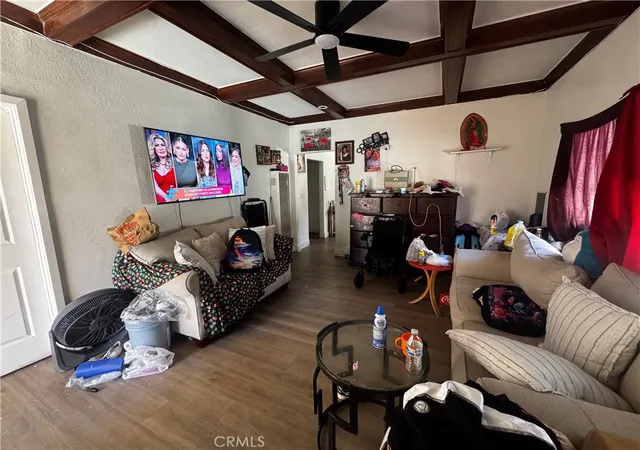 Photo 2 of Sale Pending at 281 E 48th Street, Los Angeles, CA 90011 | MLS# DW26072206 | Listing updated on 2026-09-22