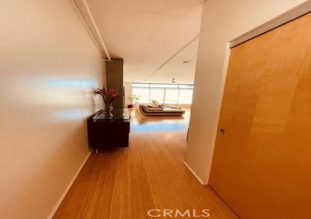 2nd image of 1111 S Grand #1015, Los Angeles, CA 90015 | MLS# TR26072382
