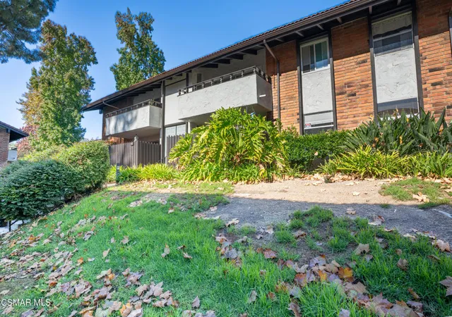 Homes for sale in Westlake Village, CA | 31550 Agoura Road, Westlake Village, CA 91361 | Houzeo