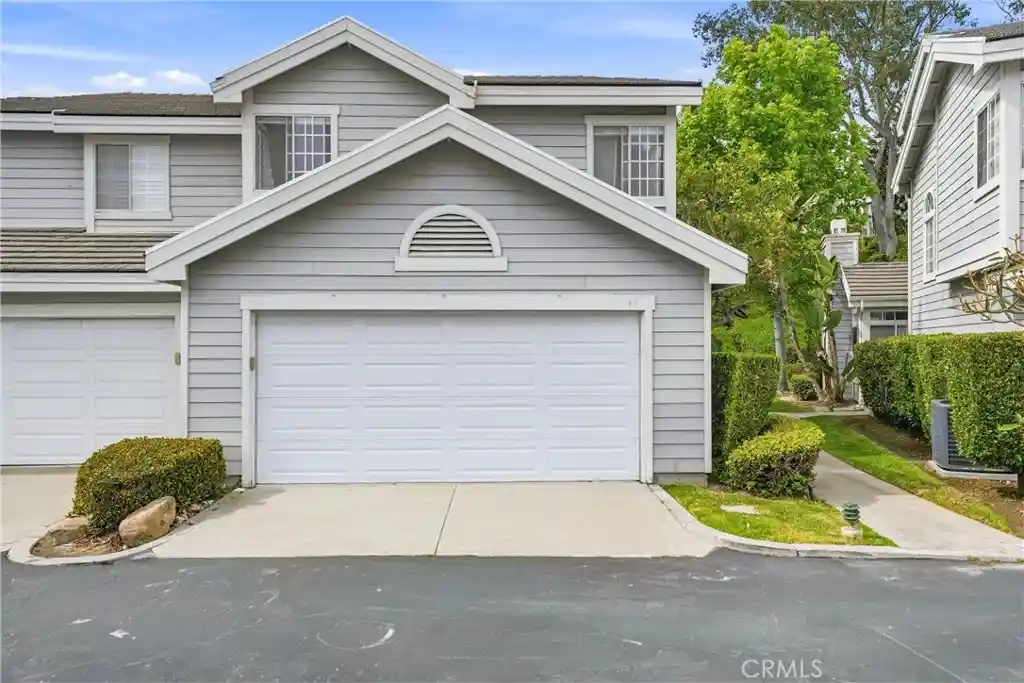 Listing Photo 1 - Condo for sale in 49 Campton located at 49 Campton, Laguna Niguel, CA 92677 - Unit 49 Campton