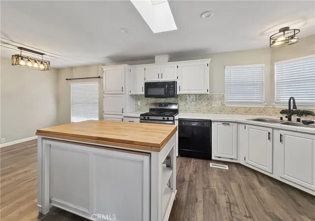 Homes for sale in Hemet, CA | 220 S Elk #75, Hemet, CA 92543 | MLS# SW26071682
