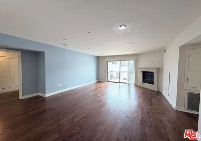 Photo 3 of Condo for sale at 8238 W Manchester Ave #308, Playa Del Rey, CA 90293 | MLS# 26673373 | Listing updated on 2026-10-30