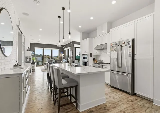 Photo 3 of Condo for sale at 8571 Aspect Dr, San Diego, CA 92108 | MLS# PTP2602502 | Listing updated on 2026-09-27