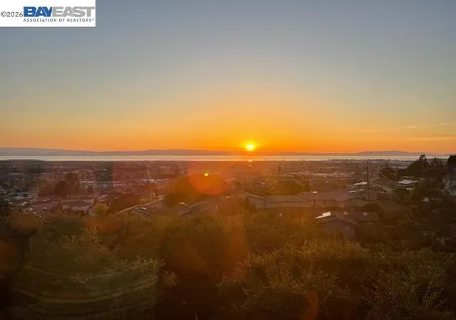 Homes for sale in Castro Valley, CA | 19100 Crest Ave #24, Castro Valley, CA 94546 | MLS# 41129688