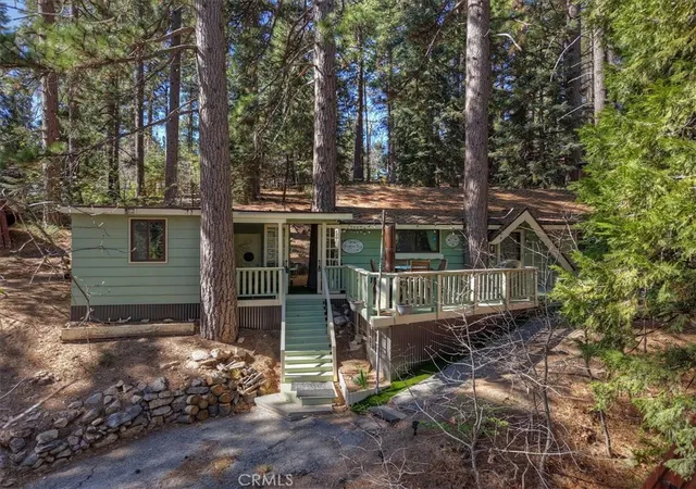 Photo 3 of Single family home for sale at 2452 Spring, Running Springs, CA 92382 | MLS# IG26072395 | Listing updated on 2026-10-03