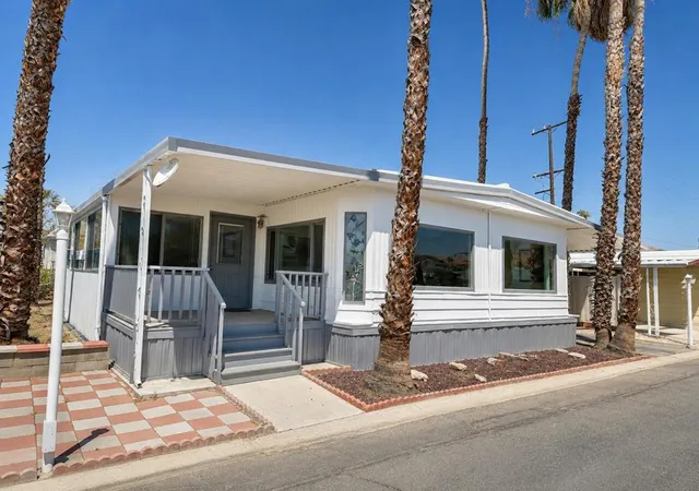 Homes for sale in Palm Springs, CA | 141 Calle Arriba, Palm Springs, CA 92264 | MLS# 219145855DA