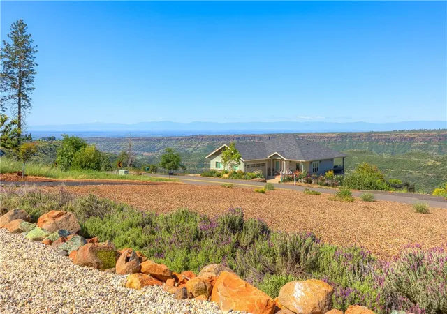 Homes for sale in Paradise, CA | 6092 Cliff Dr, Paradise, CA 95969 | MLS# SN26072132