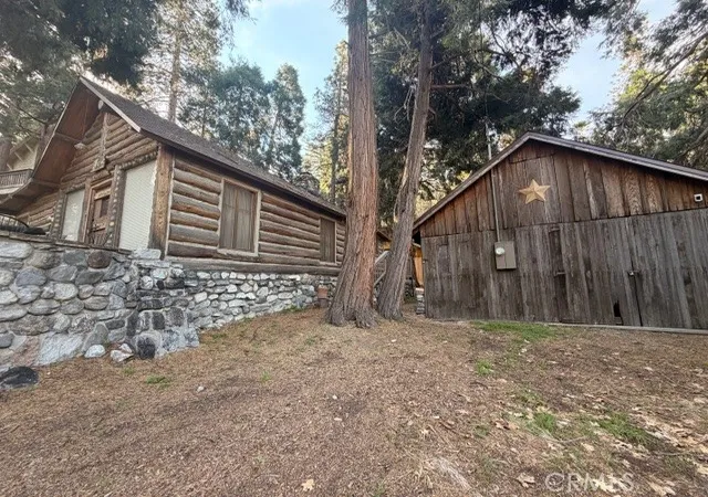 Photo 3 of Single family home for sale at 41099 Valley Of The Fls, Forest Falls, CA 92339 | MLS# IG26072624 | Listing updated on 2026-10-02