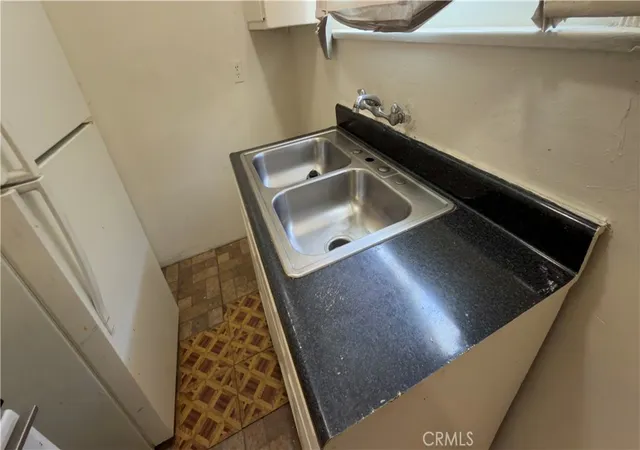 1st image of 1352 W 60th, Los Angeles, CA 90044 | MLS# SR26072670