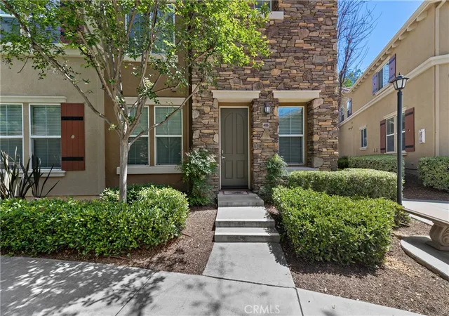 Photo 3 of Condo for sale at 30505 Cyn Hills Rd #406, Lake Elsinore, CA 92532 | MLS# PW26072639 | Listing updated on 2026-10-05